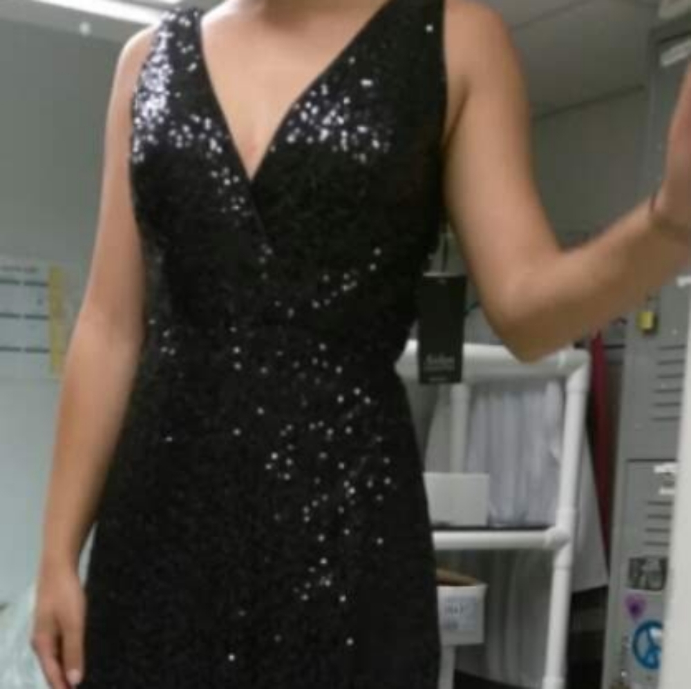 Aidan mattox gown